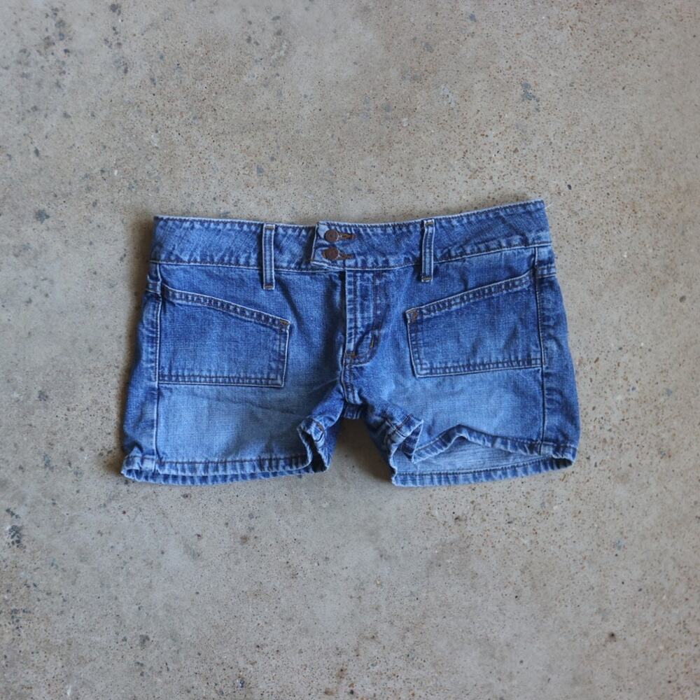 Vintage L.E.I. Low Rise Denim Mini Shorts Y2K Medium Wash Size 7